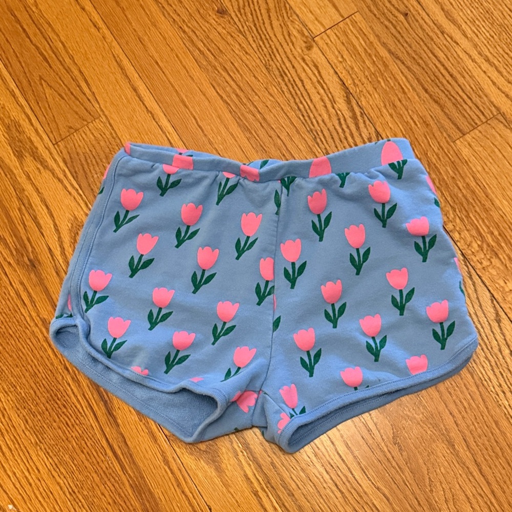 Hanna Andersson Blue Shorts with Pink Tulip Print